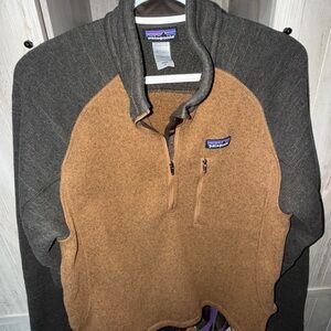 Men’s Patagonia Better Sweater 1/4 zip Brown and Dark Gray Fleece Pullover